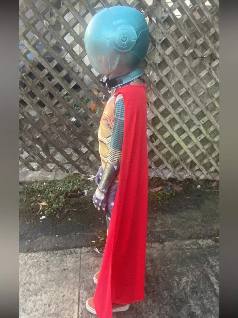 MYSTERIO KIDS COSTUME W/Helmet and red long cape sz 8/9